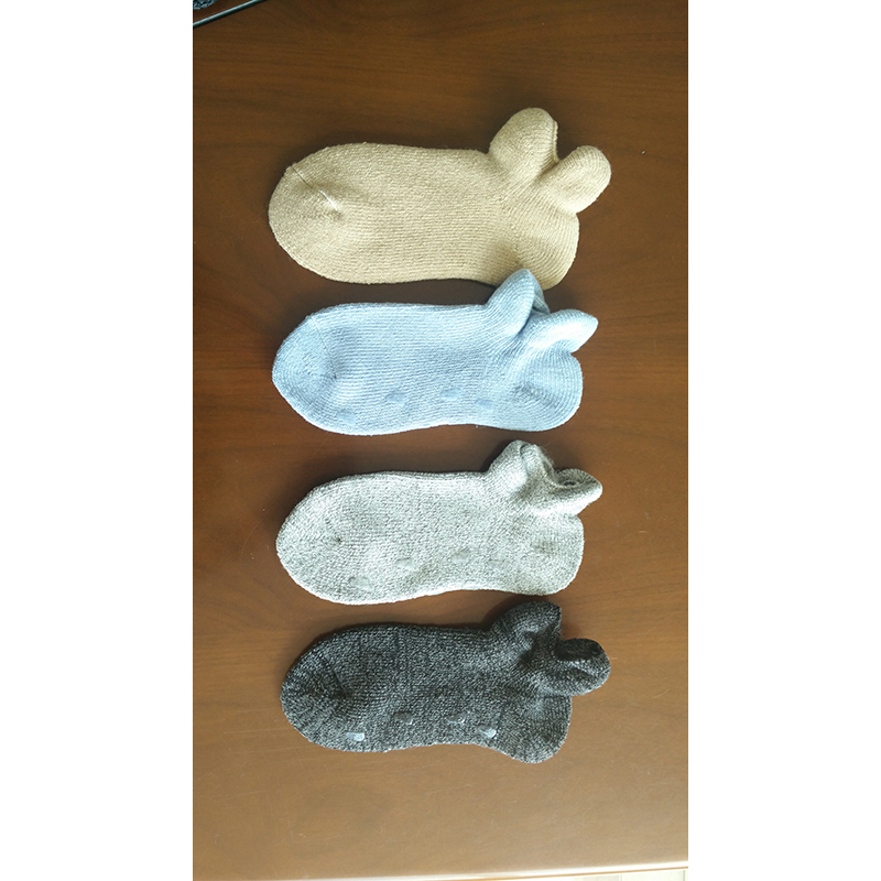 Low cut terry socks